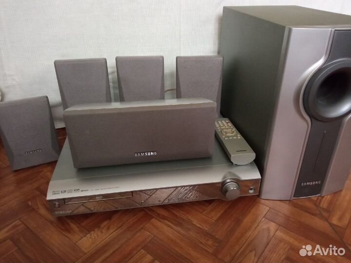 Домашний кинотеатр 5.1 Samsung HT-DM550