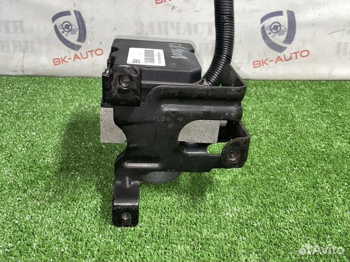 Блок ABS Cadillac Escalade GMT900