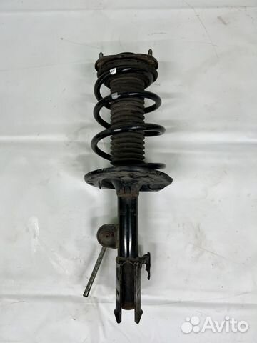 Стойка амортизатора левая lexus NX