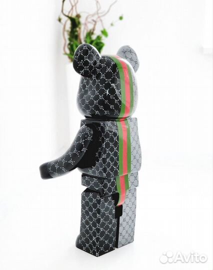 Новые мишки bearbrick большой выбор