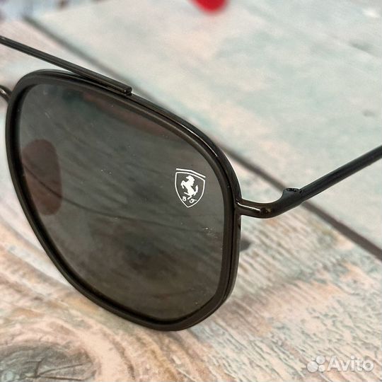 Солнцезащитные очки Ray Ban Ferrari 3648