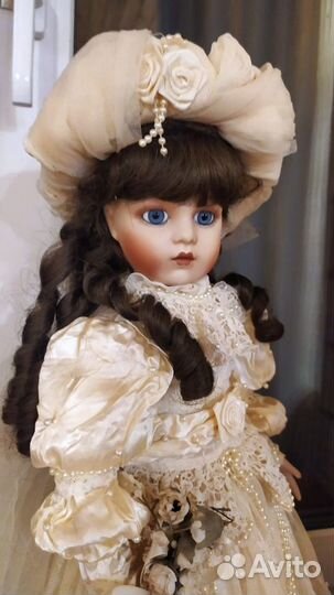 Кукла фарфоровая коллекционная, лот 16