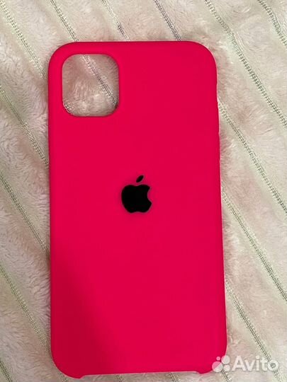 Чехол на iPhone 11