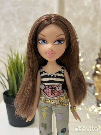 Кукла Bratz Братц Pampered Pupz Charli Чарли