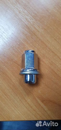 Колёсные Гайки Toyota Prado оригинал