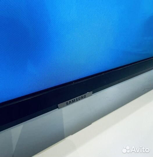 Телевизор Samsung UE50AU7002U