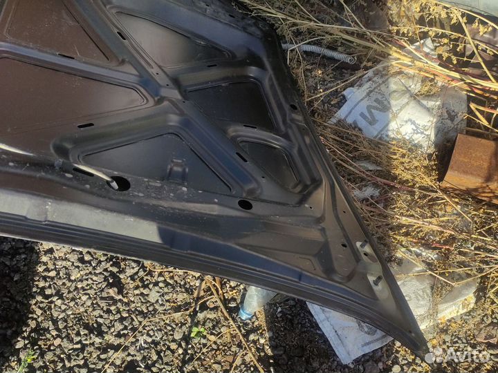 Nissan almera n16 капот