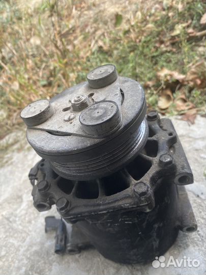 Компрессор кондиционера mitsubishi dion