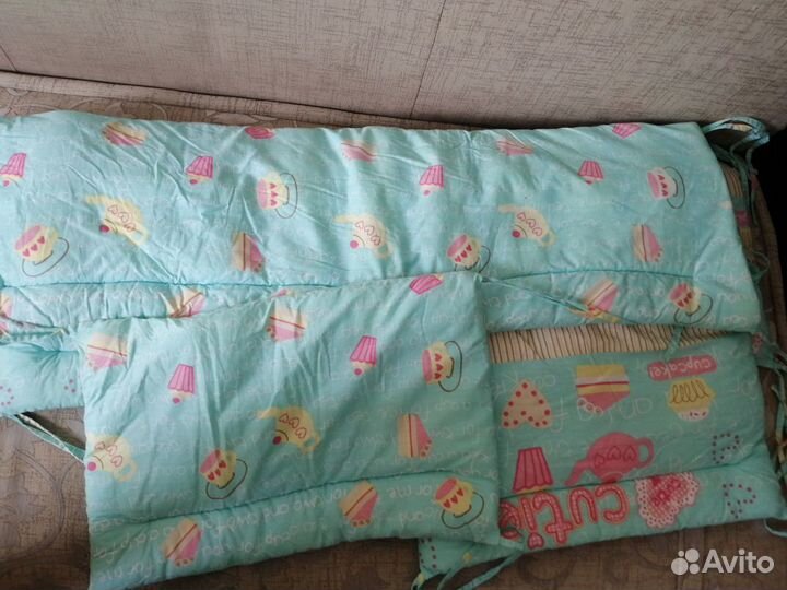 Бортики в кроватку