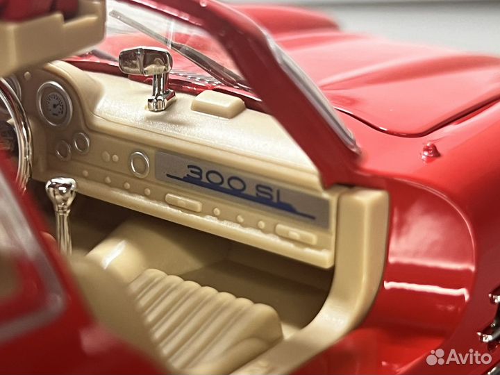 Mercedes-benz 300 sl 1:24