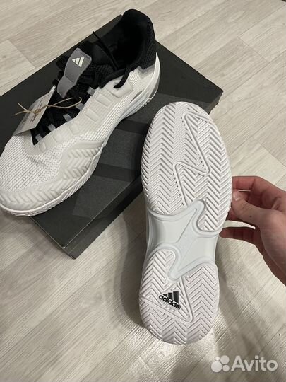 42.5 Теннисные кроссовки adidas