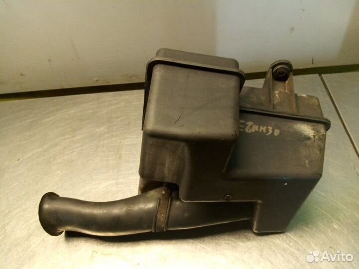 Резонатор воздушного фильтра Daewoo Leganza klav