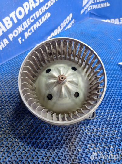 Моторчик печки Geely Mk седан MR479QA 2008