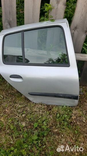 Дверь renault symbol