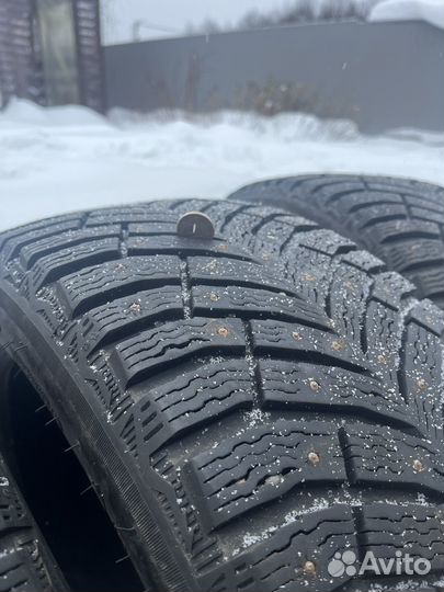 Michelin X-Ice North 4 235/45 R18 98T