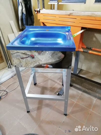 Мойка нержавеющая сталь новая 500*500*860