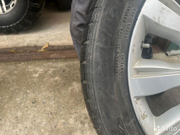 Комплект зимних колес range rover 275/45/R21