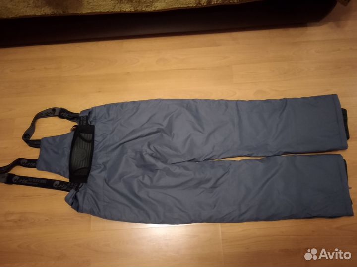 Горнолыжный костюм женский 48 размер