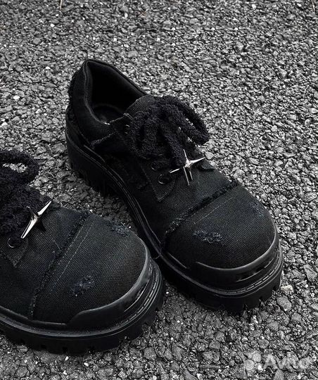 Ботинки balenciaga combat strike type