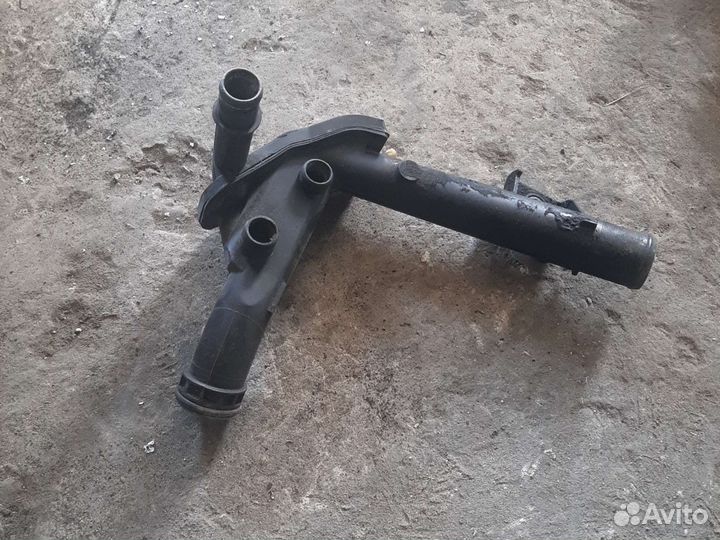 Трубка охлаждения Renault K9K 732