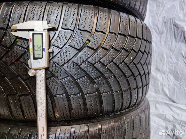 Bridgestone Blizzak LM-005 235/40 R18 95V