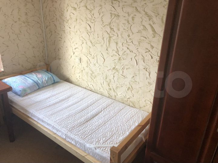 Комната 15 м², 2/2 эт.