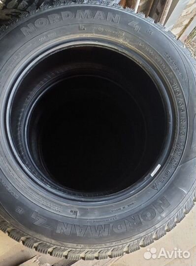 Nokian Tyres Nordman 4 215/65 R16 102T