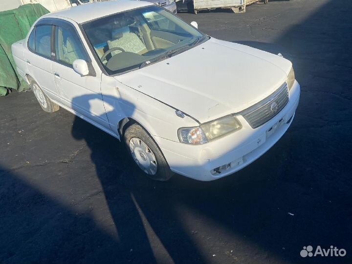 Зеркало правое Nissan Sunny FB15