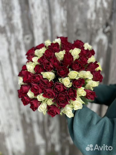 Букет из 51 Розы оптом, букеты из роз оптом