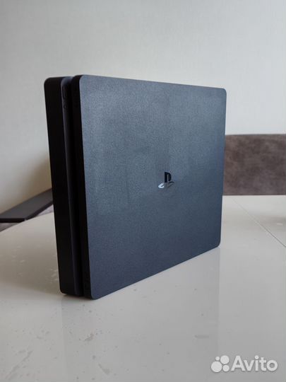 Sony playstation 4 slim 1tb, 2 геймпада, 2 игры