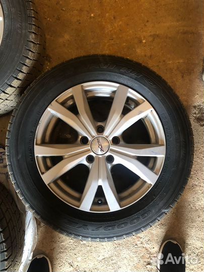 Колеса (зима) R16 в сборе Nissan