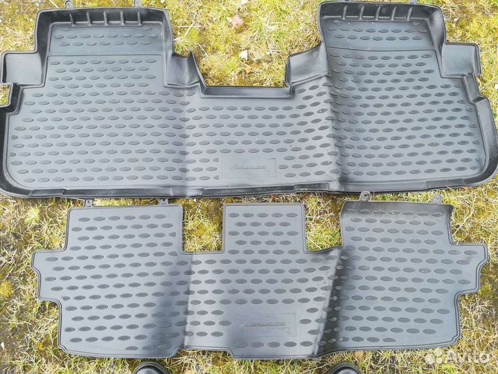 Коврики в салон для Toyota Highlander, 2010 г