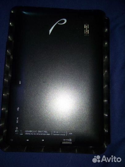 17см дисплей, не сильный, с зарядным и чехлом