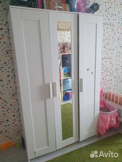 Шкаф IKEA бримнес