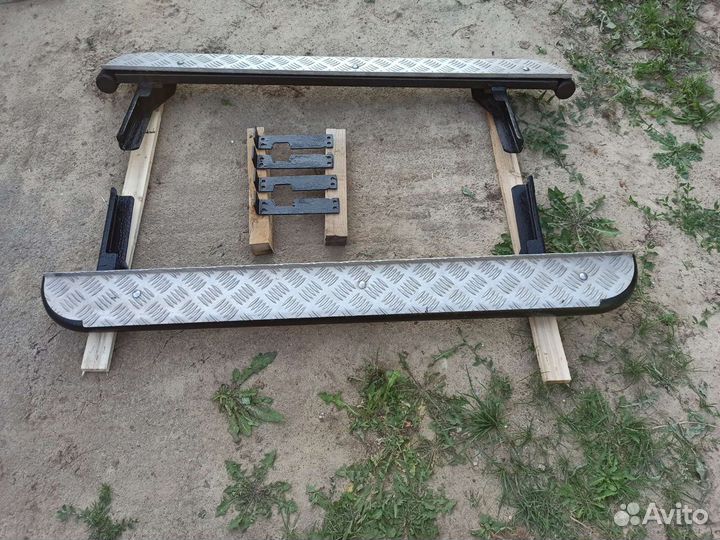 Защита порогов ваз 2121