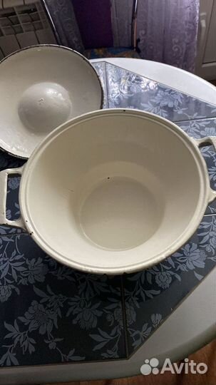 Кастрюля чугунная