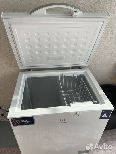 Морозильный ларь Electrolux