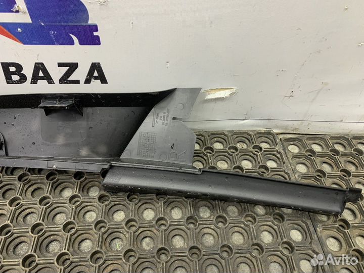 81624306006 Накладка стойки кабины