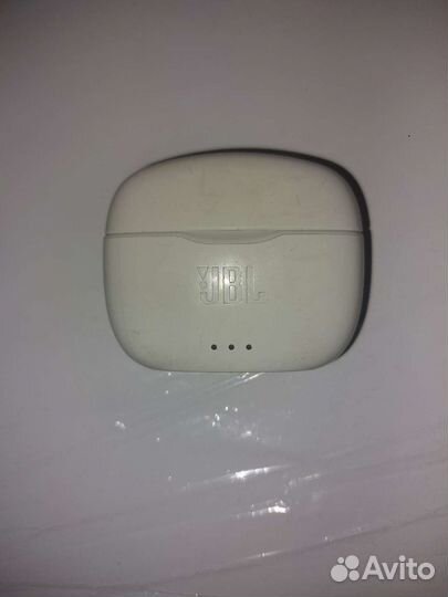 Беспроводные наушники jbl