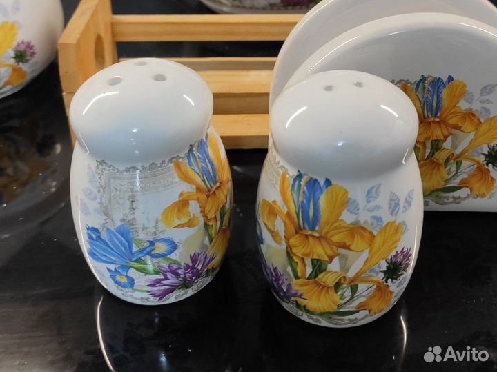 Набор керамической посуды 