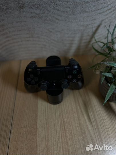 Джостик от Sony PS4 pro