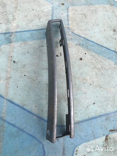 Рамка указателя поворота 3C0807718A