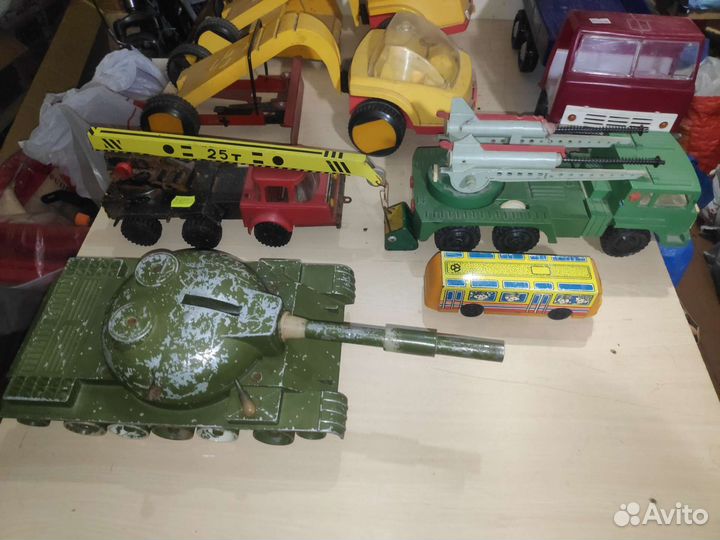 Игрушки СССР машины