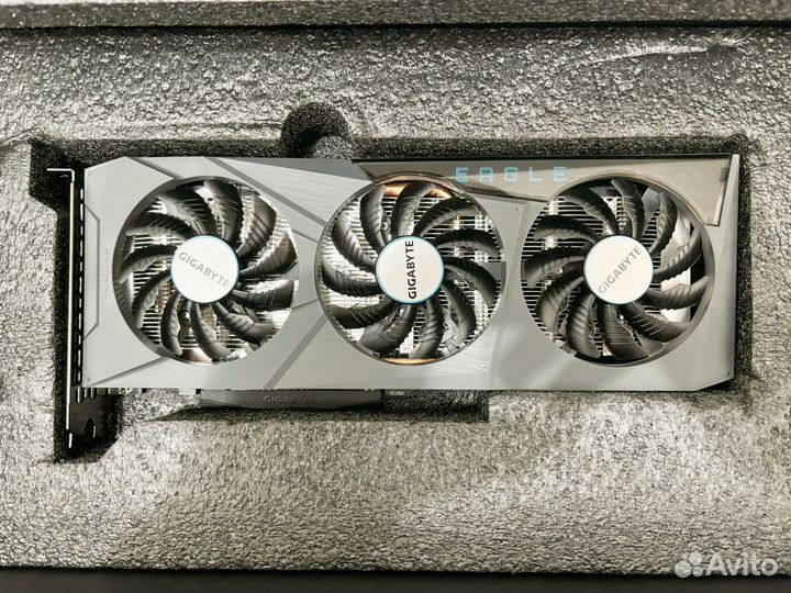 Видеокарта AMD RX 6600 Eagle 8gb