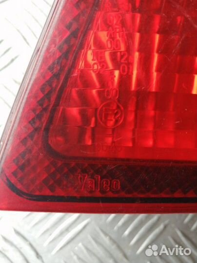 Фонарь наружный прав. зад. Renault Clio