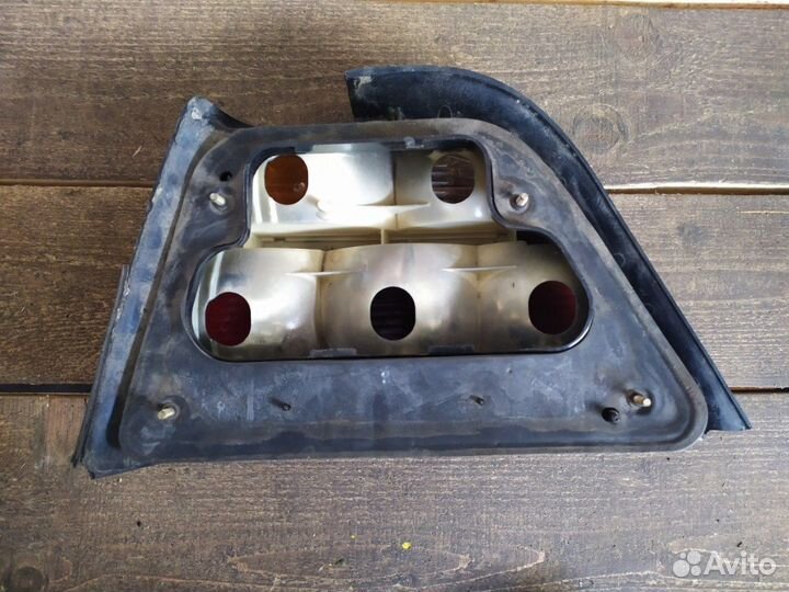 Фонарь задний правый Daewoo Nexia седан 2003