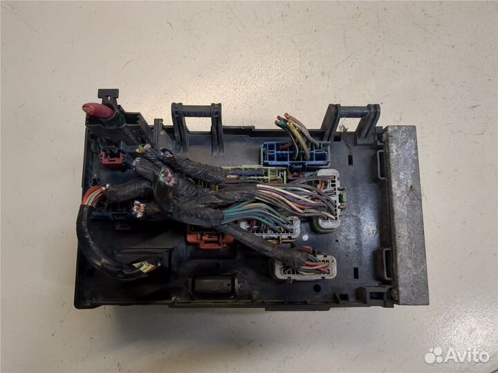 Блок предохранителей Chrysler Voyager, 2001