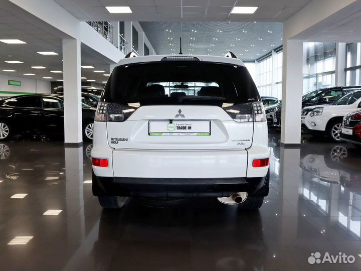 Mitsubishi Outlander 2.4 CVT, 2011, 221 064 км