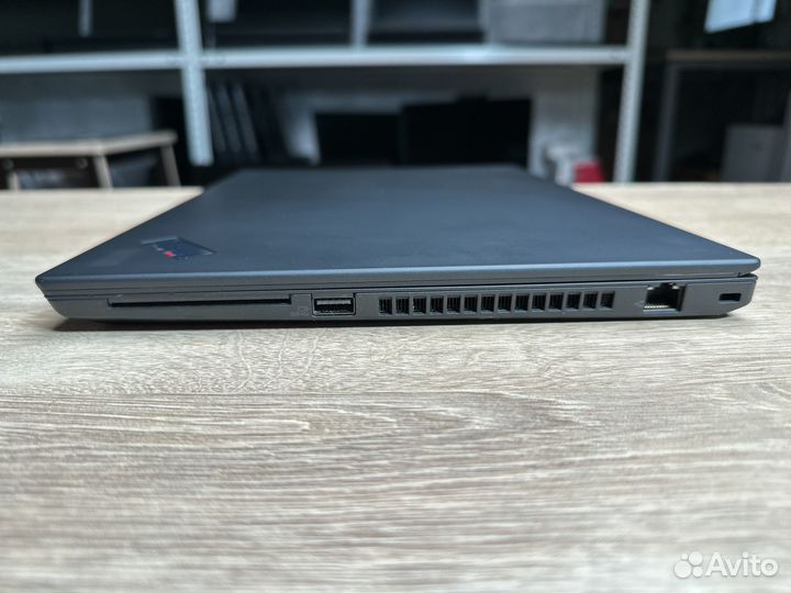 Lenovo ThinkPad T490 i5-8265/16Гб/SSD500Гб