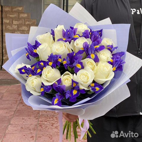 Букет Цветы Розы Ирисы